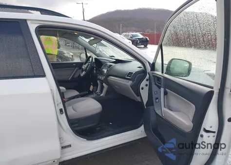 2018 Subaru Forester 2.5I Premium from USA, damaged, VIN JF2SJAGCXJH440193